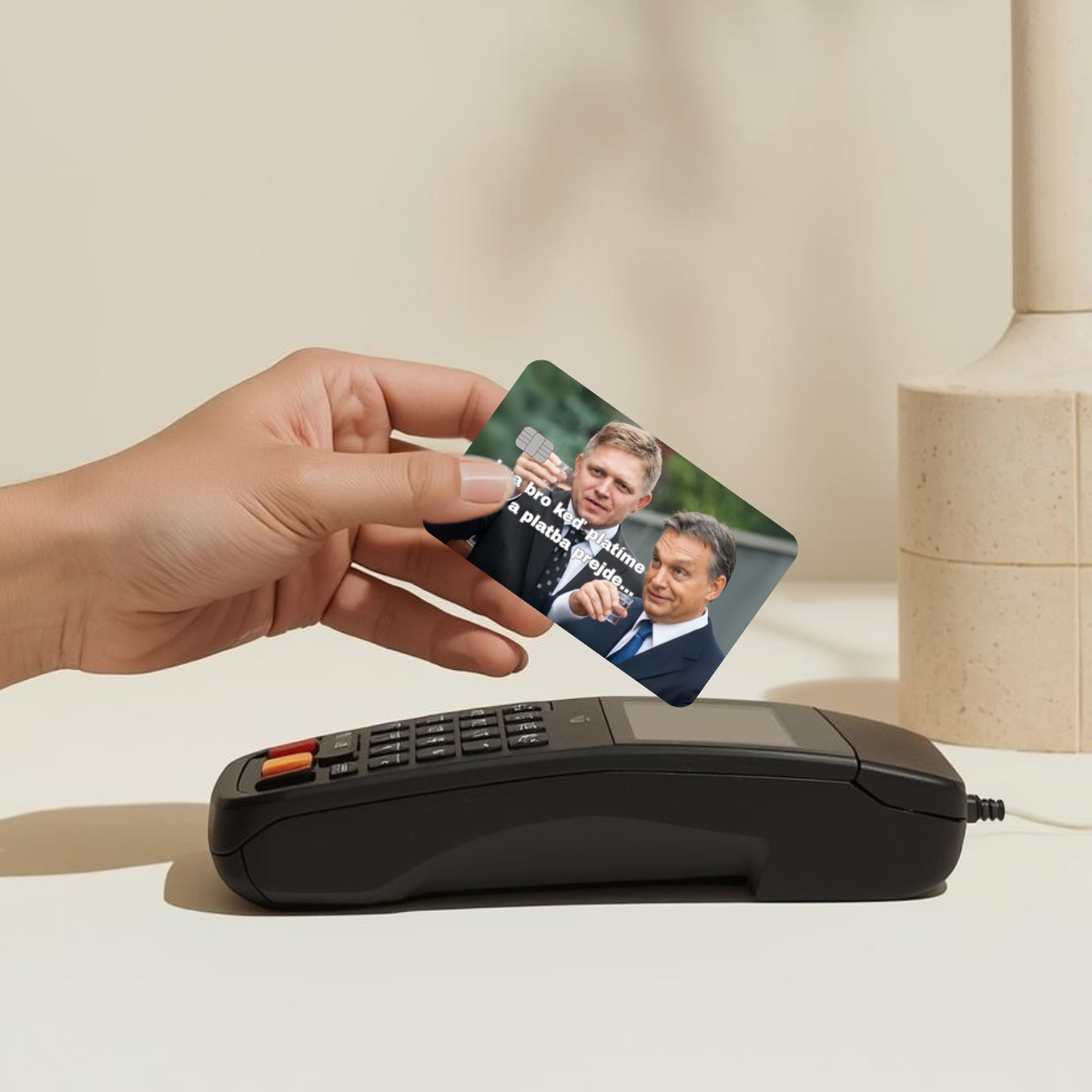 SkinIt nálepka na kartu - Ja a Bro